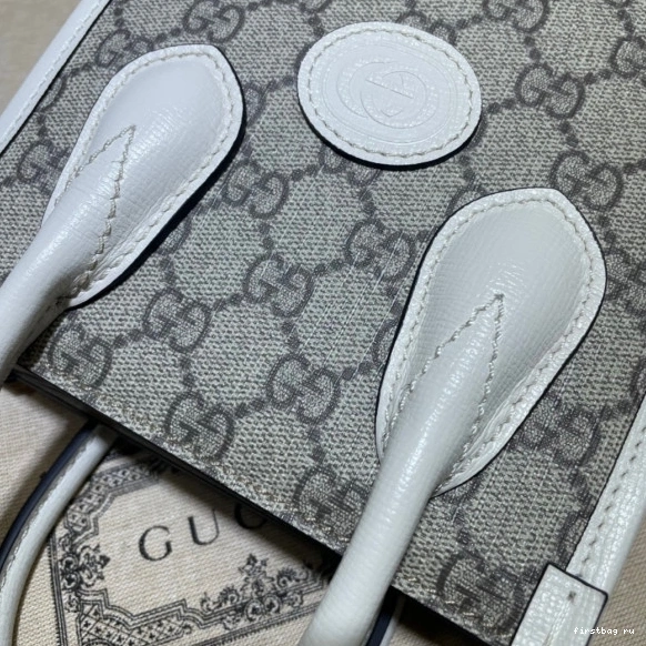 First bag ru tote Mini Interlocking G with Gucci bag 0727